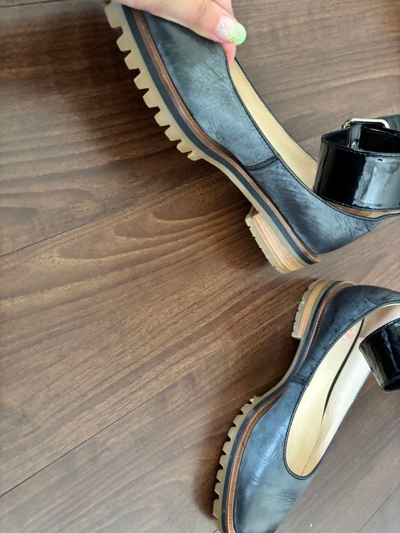Vivienne westwood アンクルストラップ黒フラットシューズ