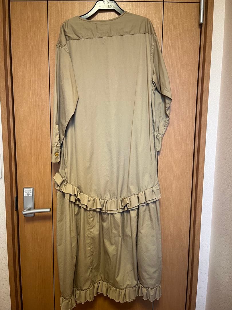 GO TO HOLLYWOOD 新品タグ付　フリル付きワンピ 01