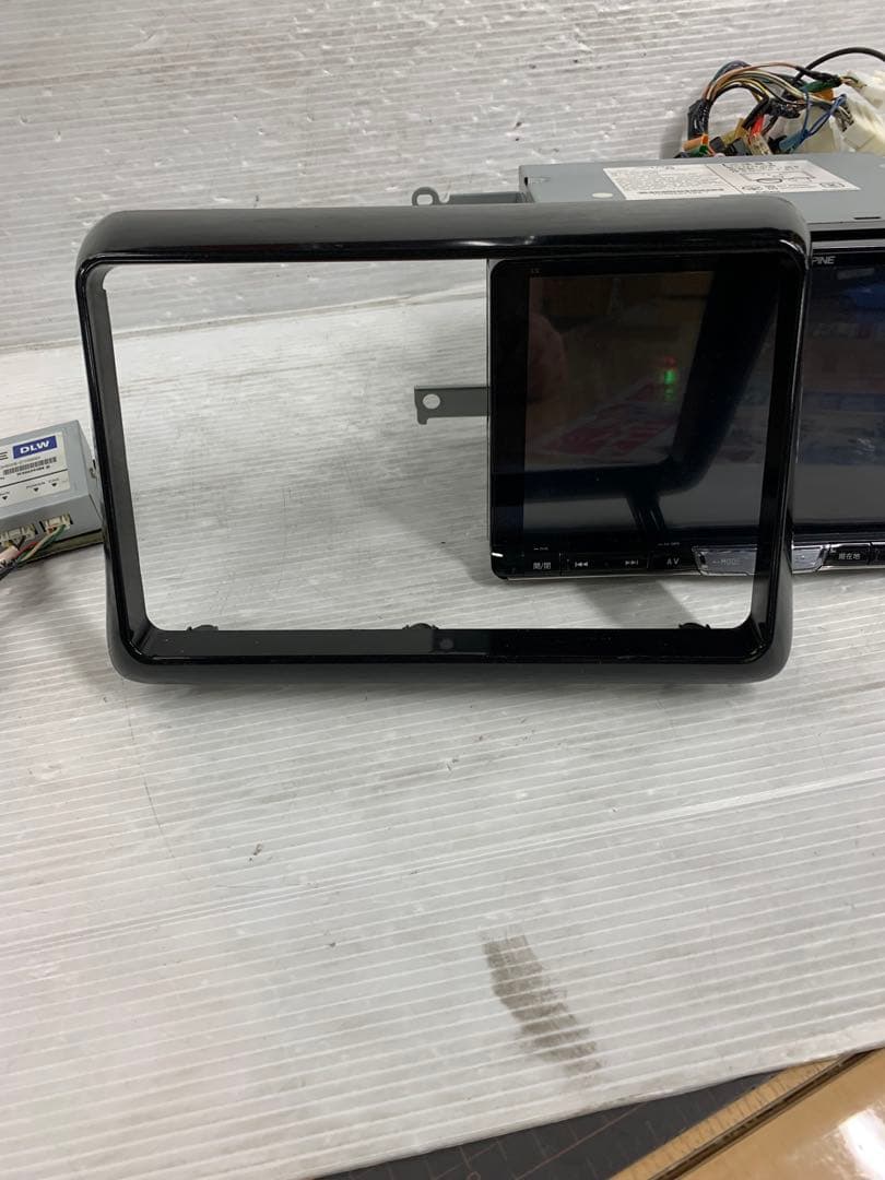 80 ヴォクシー　ALPINE X9 ジャンク品