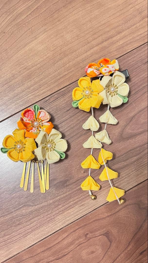 七五三に★明るい黄色に鞠と桜の着物　三歳のお祝い着　髪飾り付き