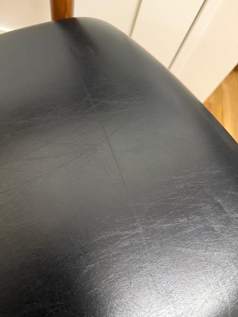 【カリモク60】Tチェア ダイニングチェア スタンダードブラック