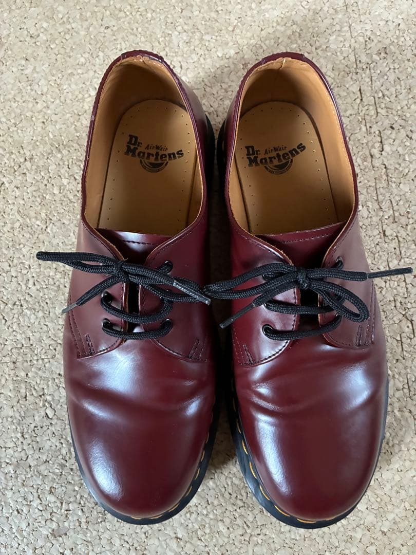 Dr. Martens バーガンディ レースアップシューズ