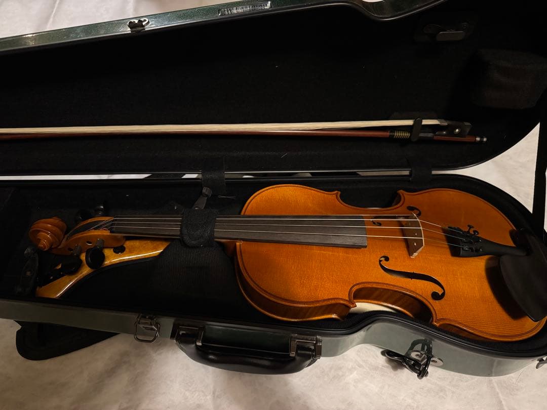 Roderich Paesold バイオリン / 弓・肩当て・ハードケース付き