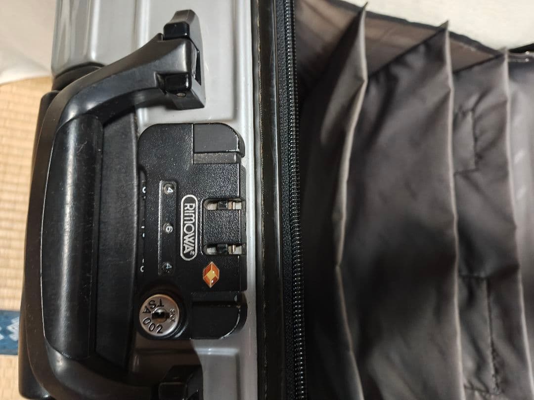 【RIMOWA】機内持込可能サイズ23L サルサ ビジネストローリー