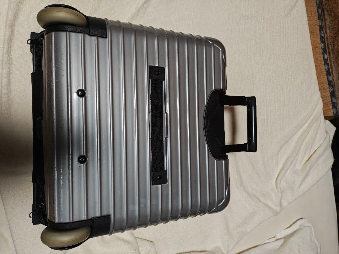 【RIMOWA】機内持込可能サイズ23L サルサ ビジネストローリー