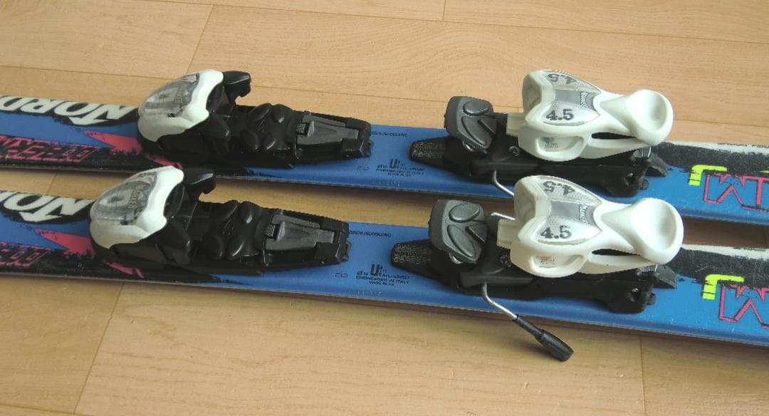 ■■送料無料■ノルディカ＋Hart■子供用スキーセット■110/21■WAX済■