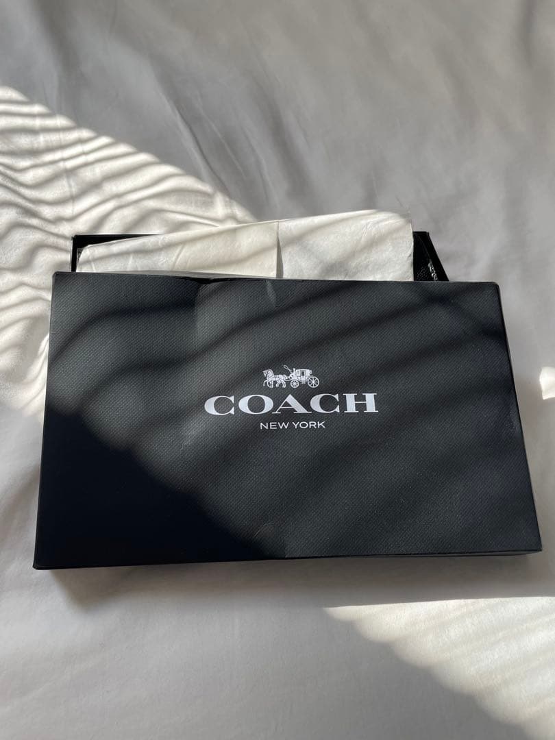 コーチ　財布　長財布　レザー　ブラック　パスケース付き