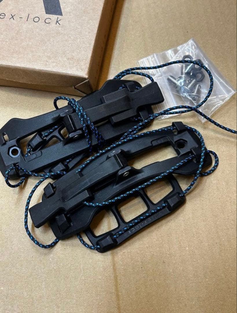 新品 カラコラム　flex-lock