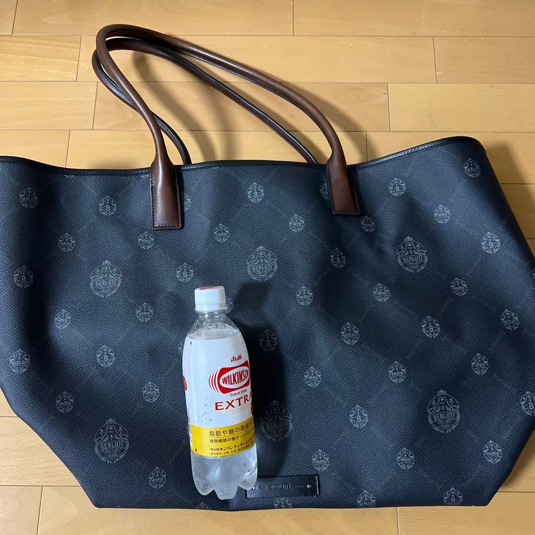 BERLUTI ブラック トートバッグ