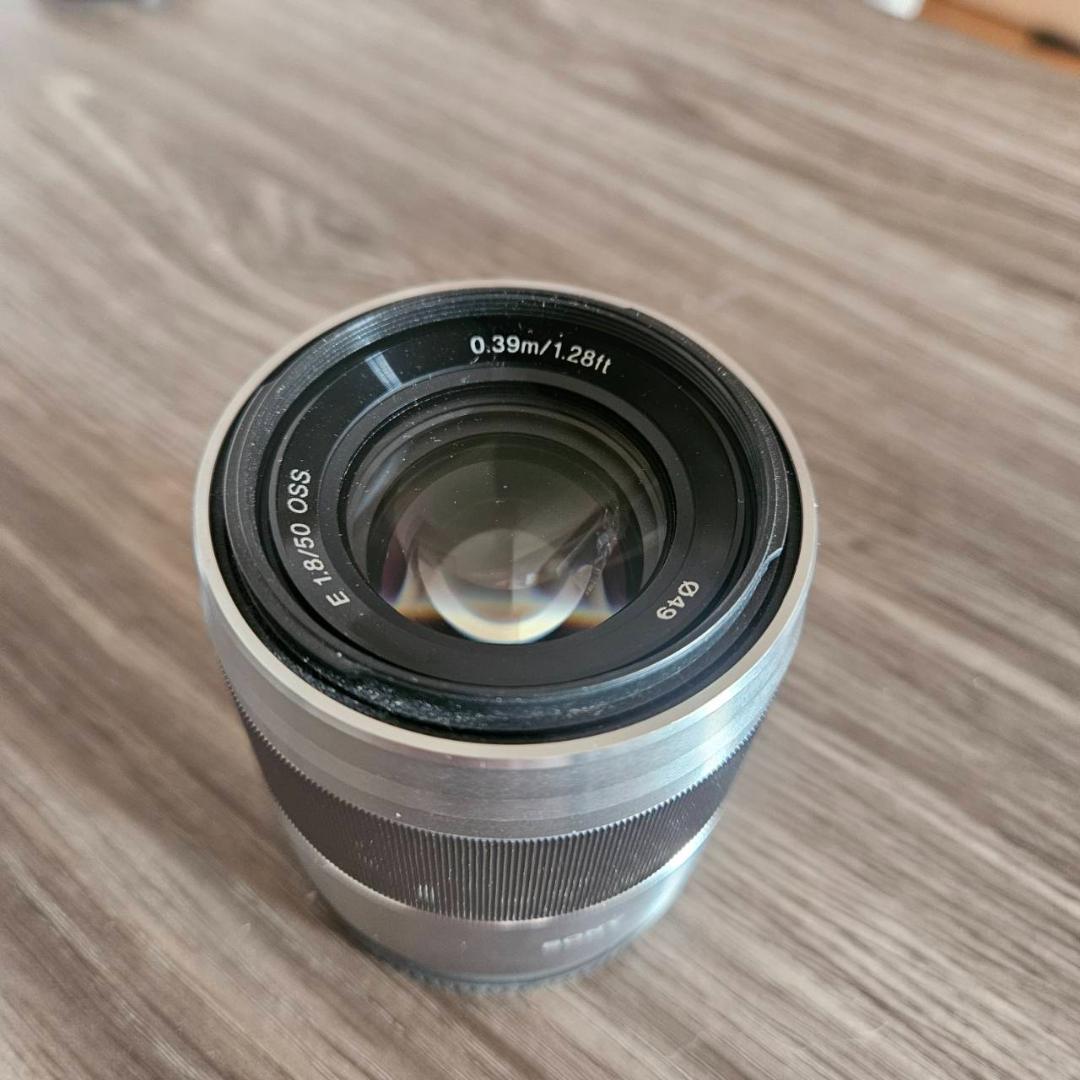 SONY E 50mm F1.8 OSS デジタル一眼レフ　ソニー　カメラ