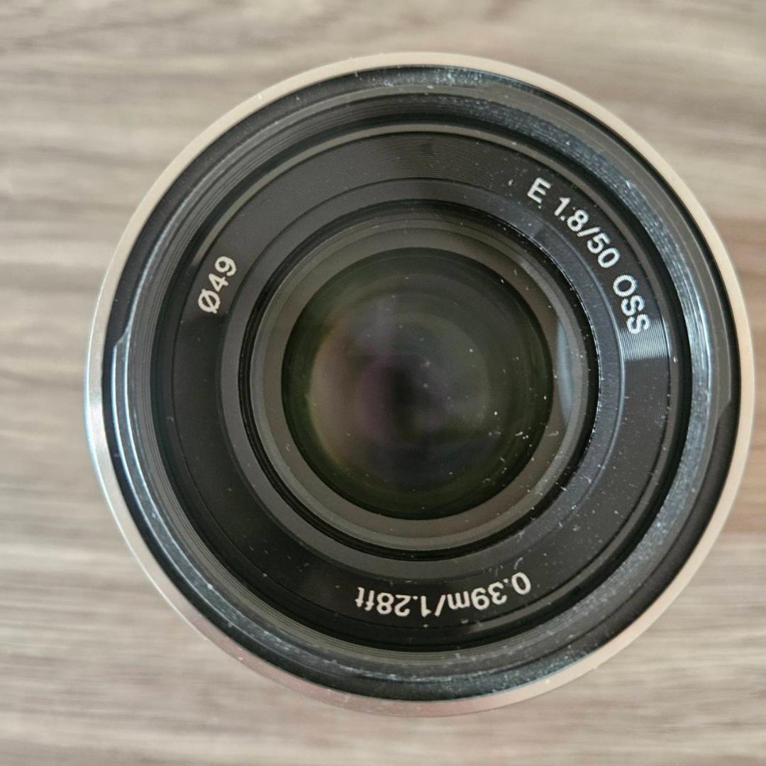 SONY E 50mm F1.8 OSS デジタル一眼レフ　ソニー　カメラ
