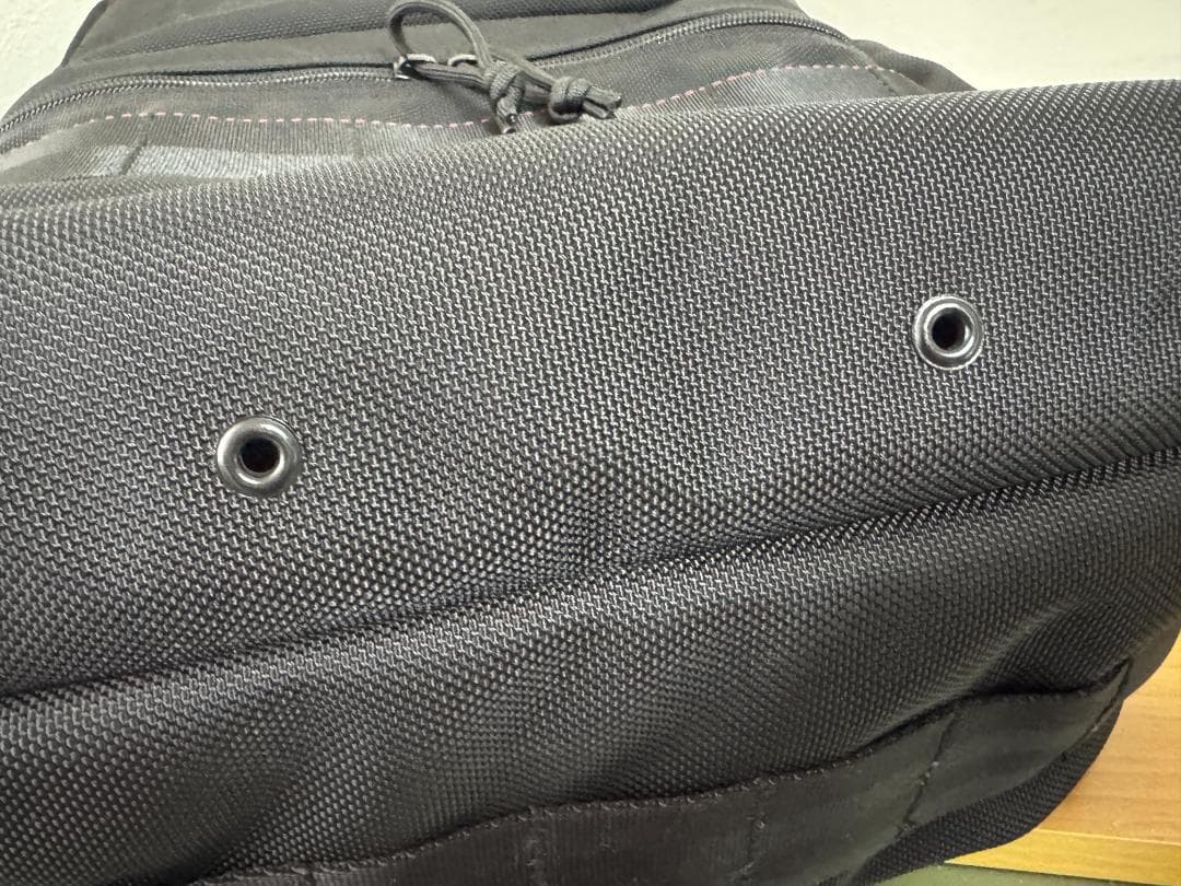 新品同様 ブリーフィング ATTACK PACK アタックパック 最新型