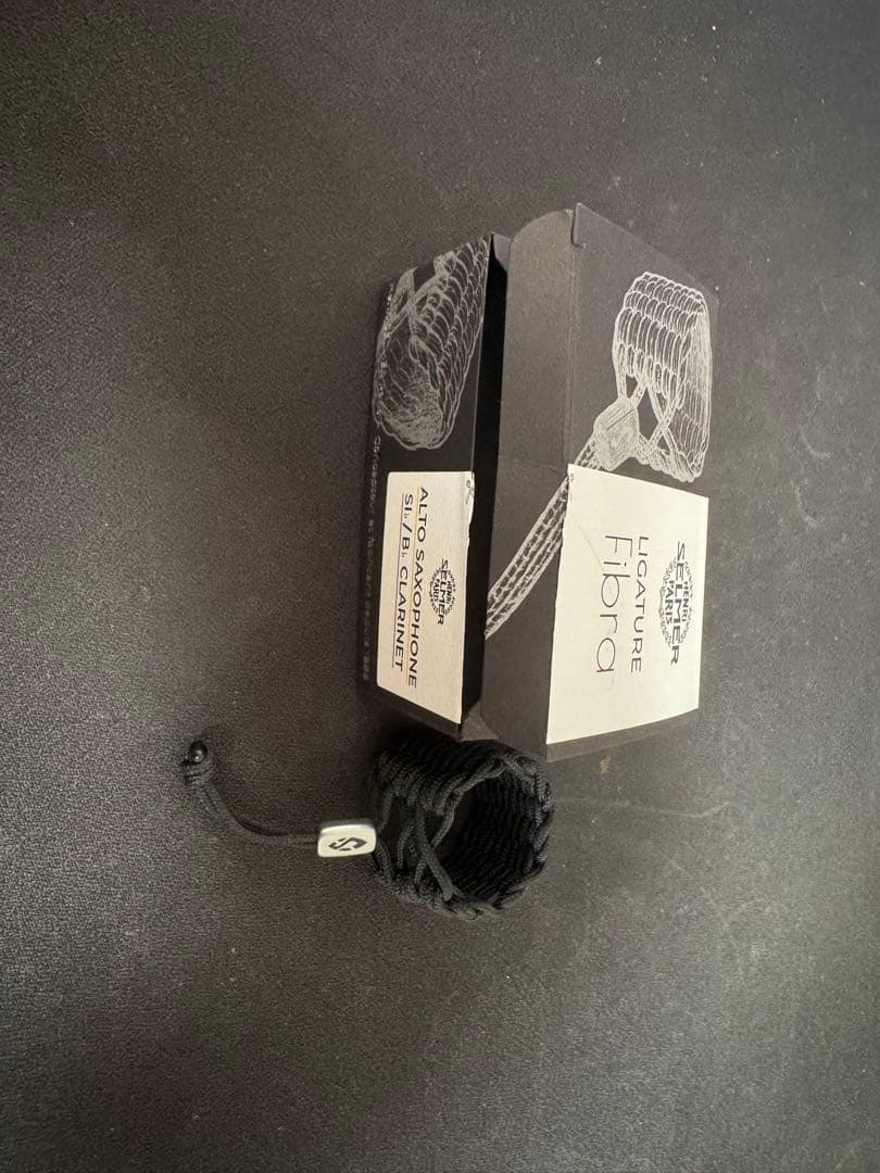 【新商品】Fibra（フィブラ）／Asax、B♭cl、Aclリガチャー