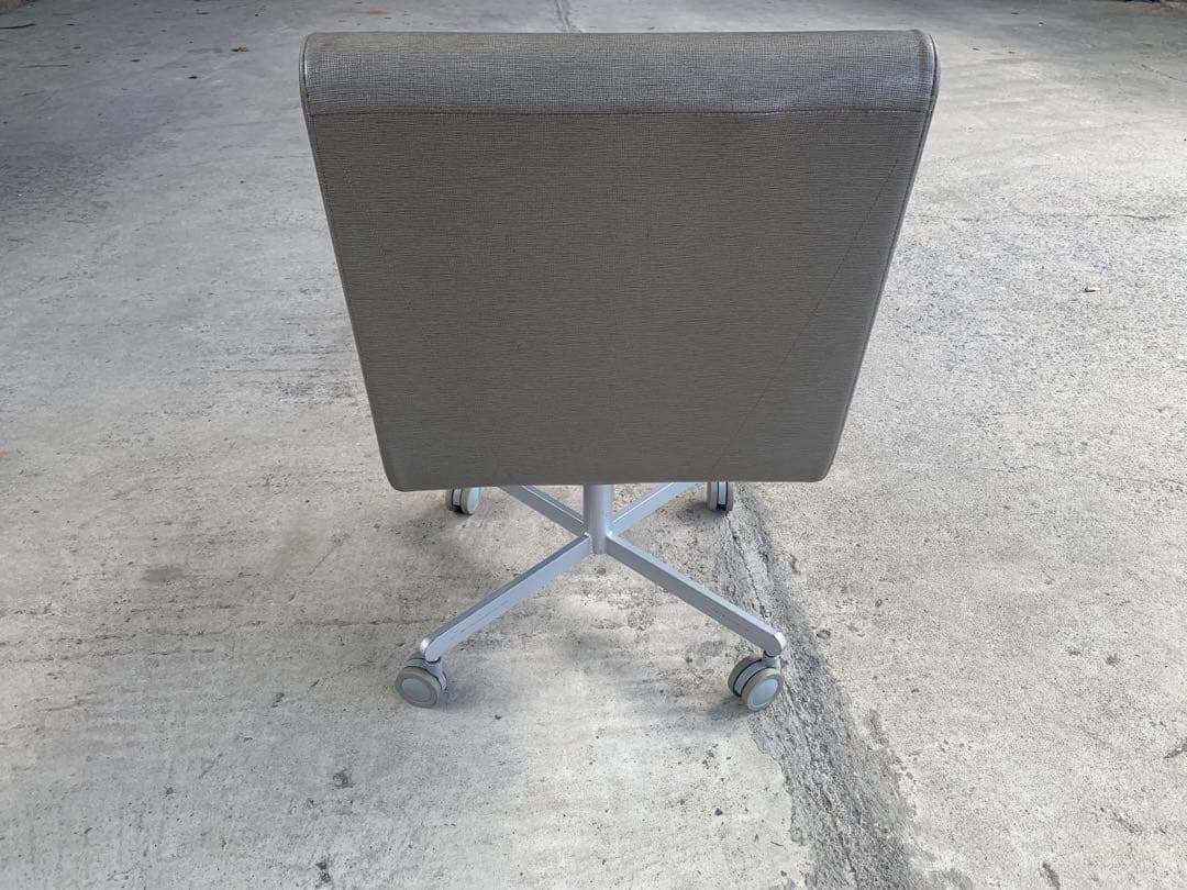 Cassina ixc. BOOMERANG キャスター ビンテージ No.1