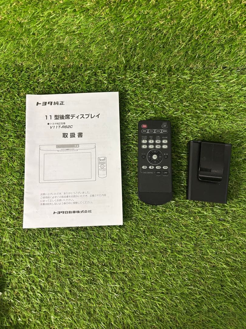 トヨタ 純正 フリップダウンモニター V11T-R62C 後席 リアモニター