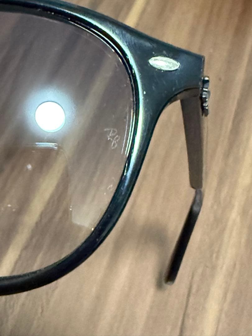Ray-Ban RB4259F 刻印付き