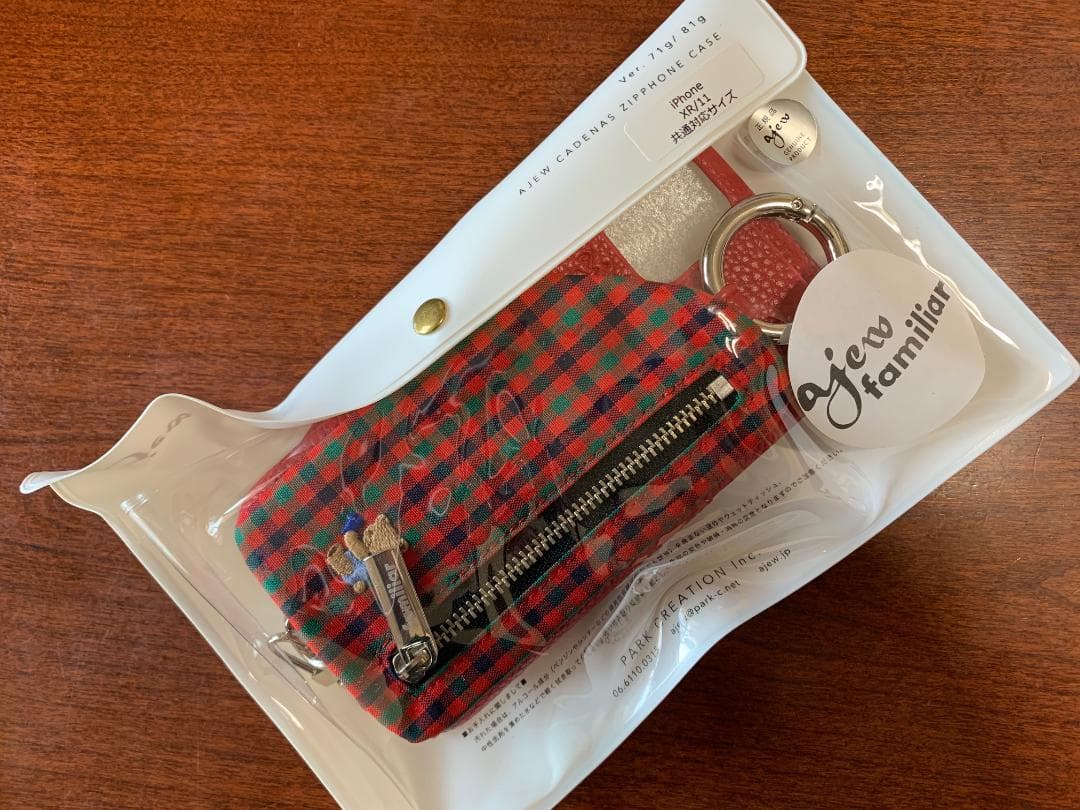 ファミリア ajew コラボ　iPhoneケース　新品　未使用　未開封