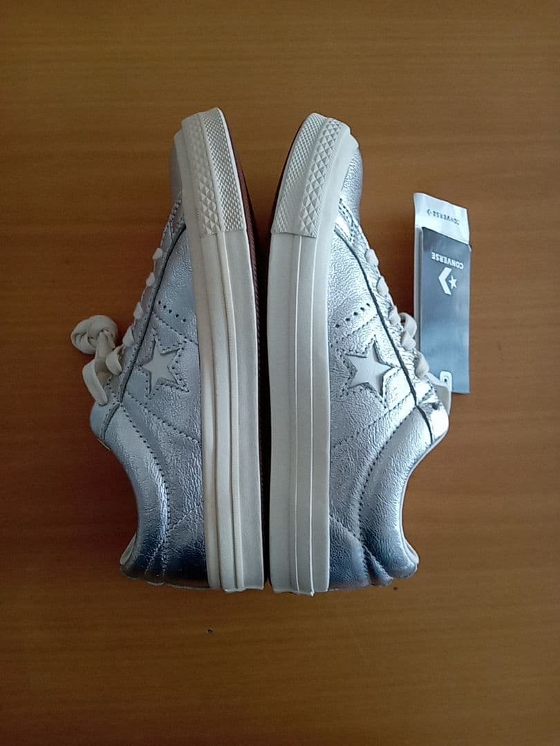 CONVERSE ONE STAR メタリック スニーカー