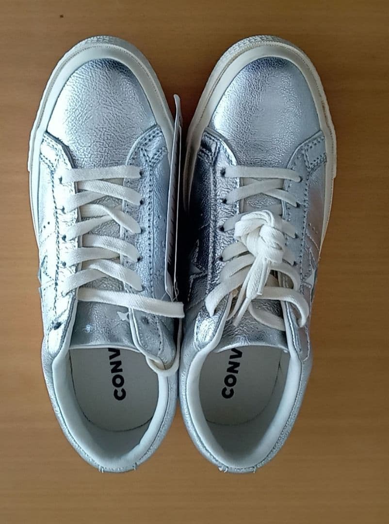 CONVERSE ONE STAR メタリック スニーカー