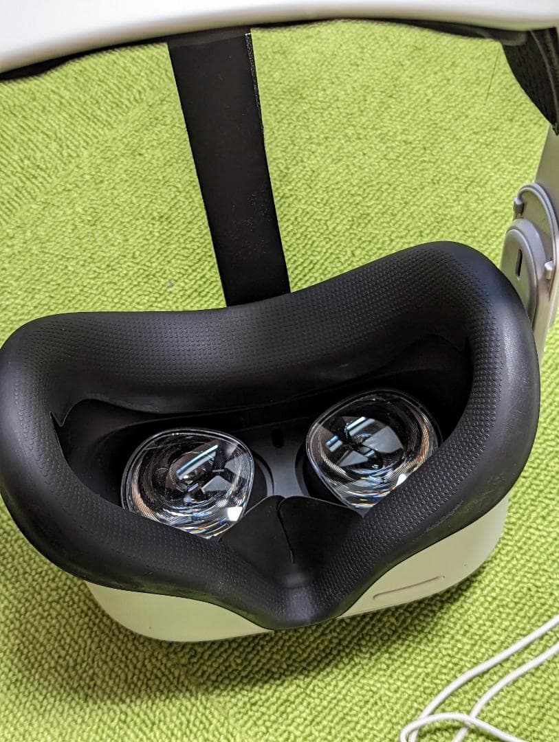  Quest2本体128G、コントローラー