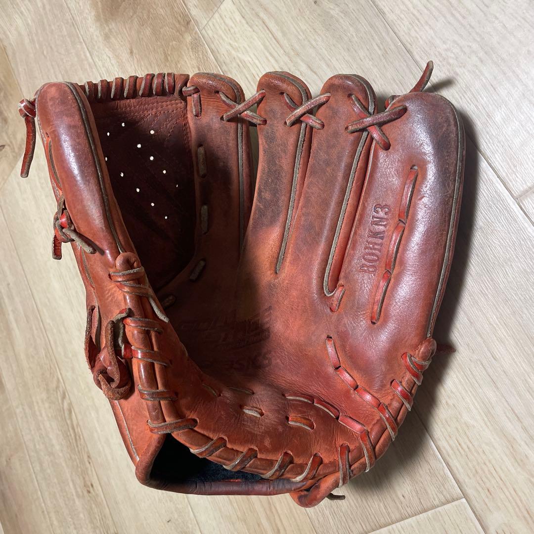 硬式用グローブ　ピッチャー　右利き用　アシックス