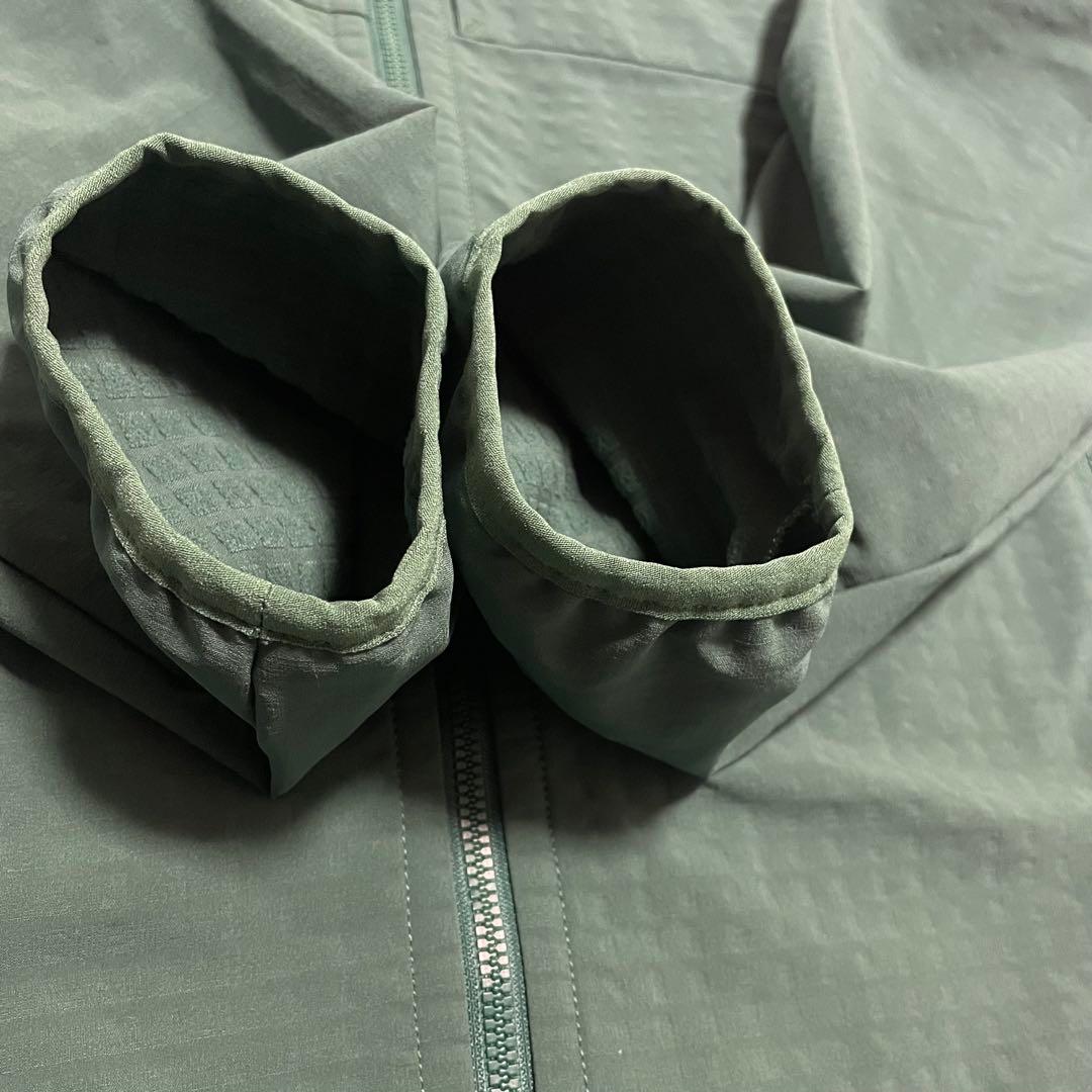 Patagonia R1 テックフェイス・フィッツロイ・トラウト・フーディ