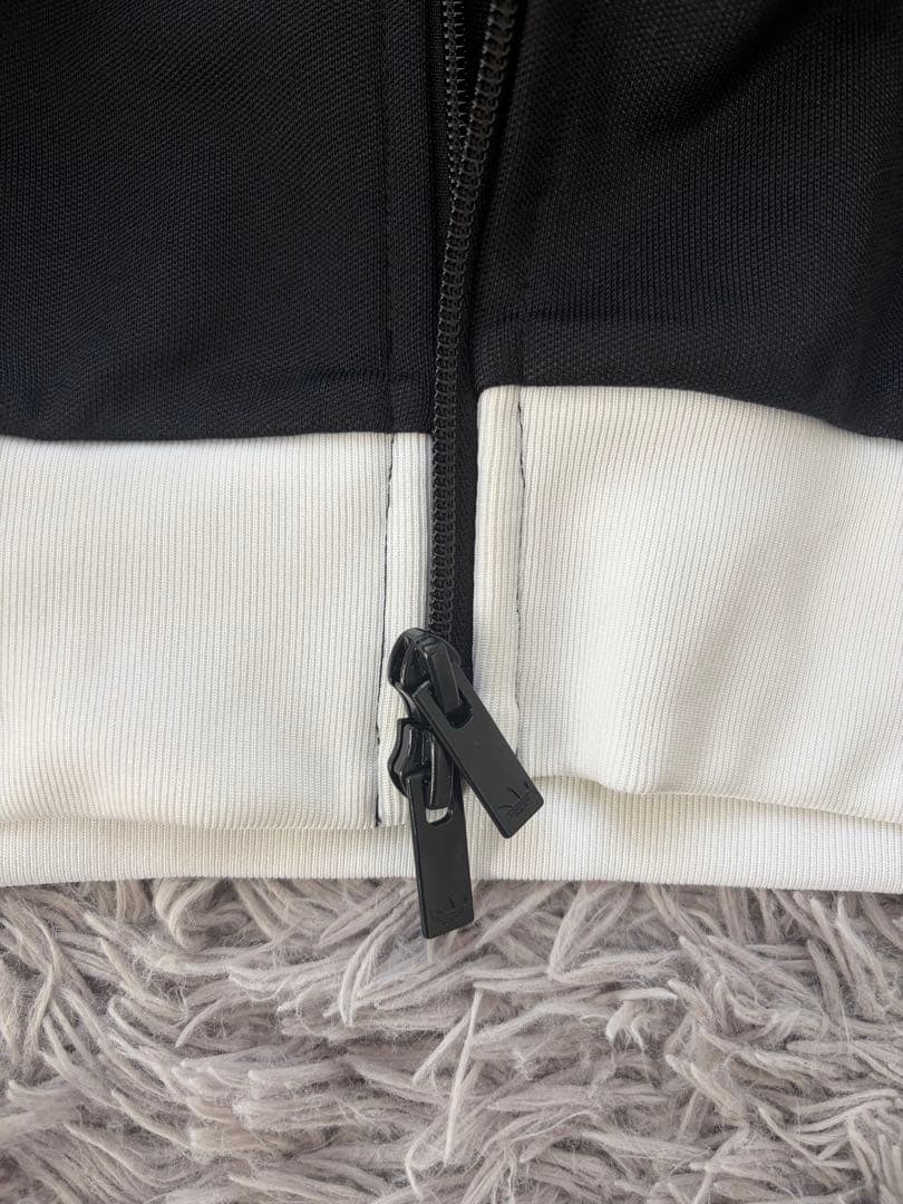 adidas originals ベッケンバウアートラックジャケット黒白