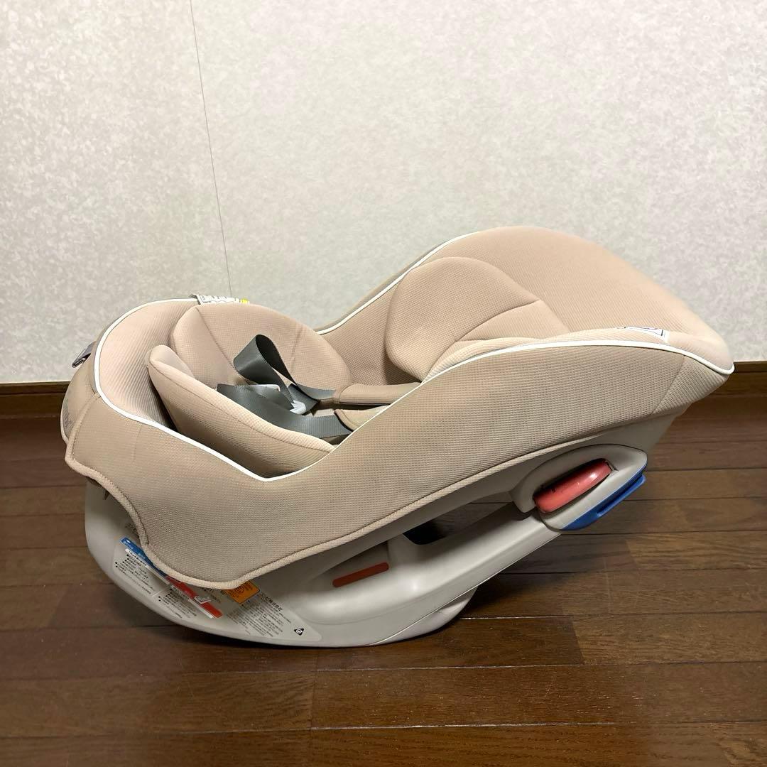【美品】Combi コッコロ ヘーゼルナッツ 新生児OK