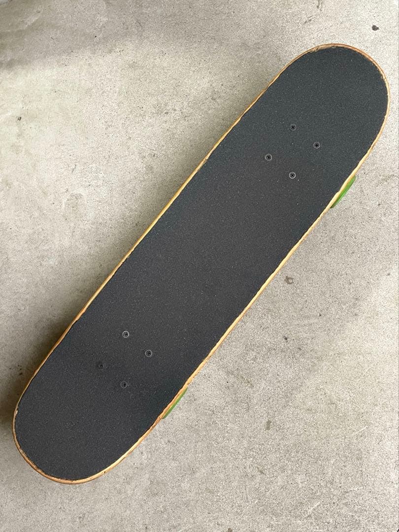 フリースタイル　フラットランド　スケートボード