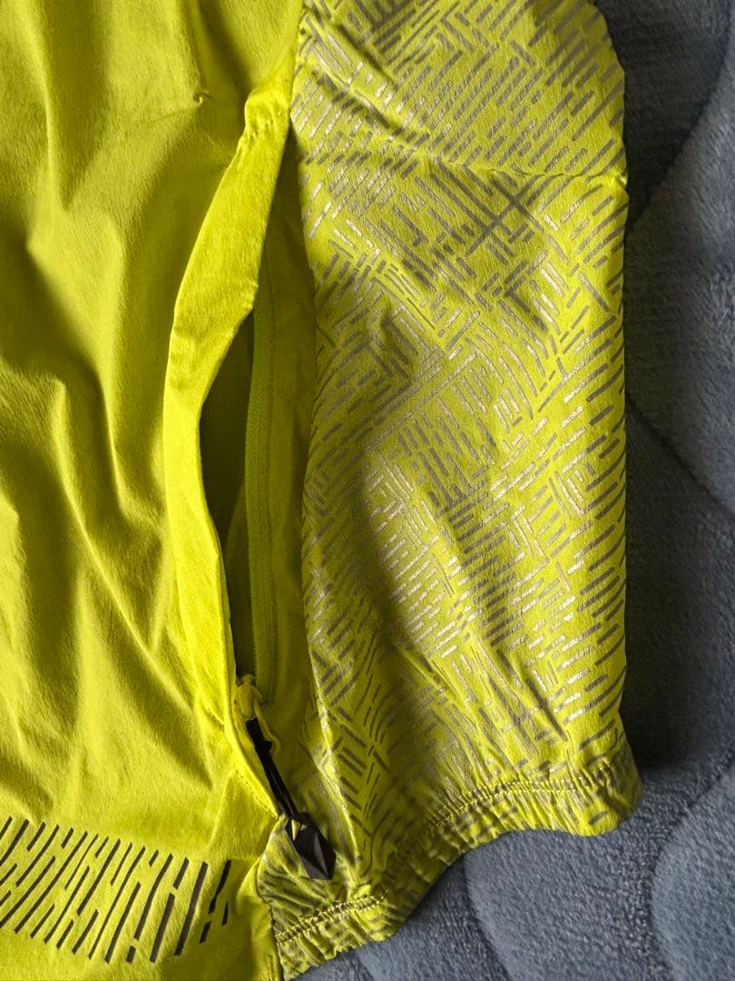 ALTURA ノースリーブ / ★新品（pertex）