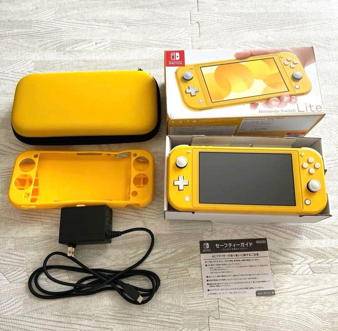 【極美品】　Nintendo Switch Lite イエロー