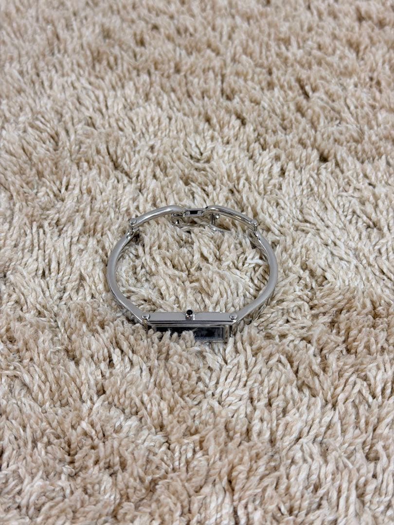 【電池交換済】GUCCI グッチ 1500L バングルウォッチ 腕時計 シルバー