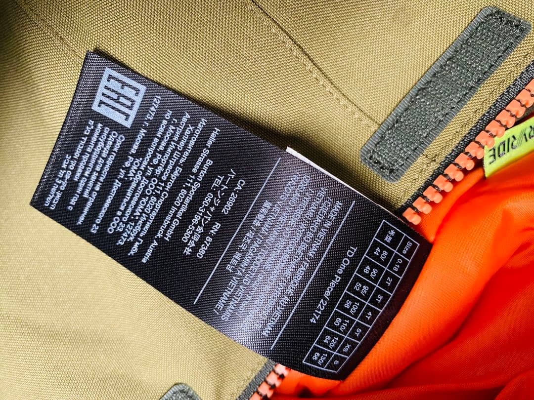 BURTON 子供用スキーウェア 3T