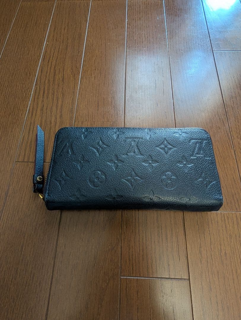 ルイヴィトン アンプラント マリーヌルージュ ジッピーウォレット 財布 長財布