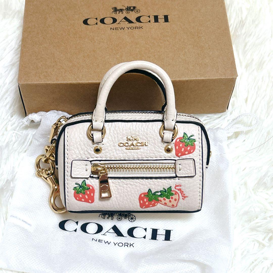 未使用級 コーチ ミニ バッグチャーム 小物入れ ローアン　ストロベリー