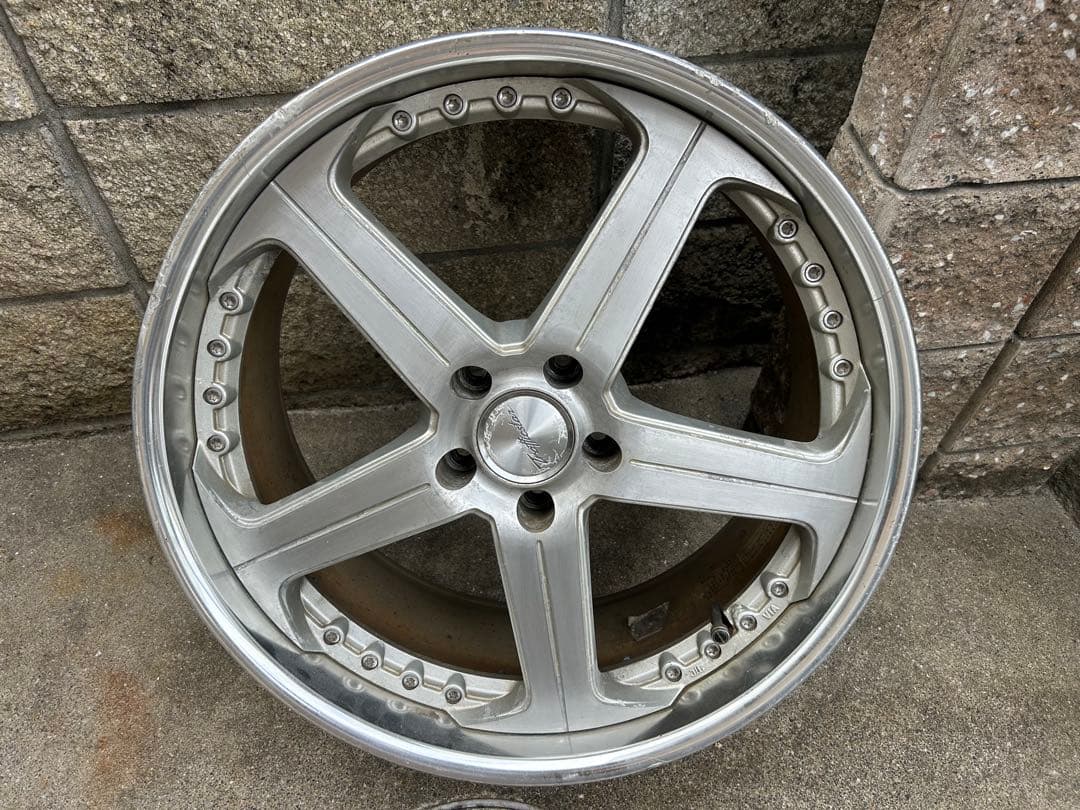 トラフィックスターRTS4本 20インチ 8.5J/9.5J タイヤ1本付バリ溝