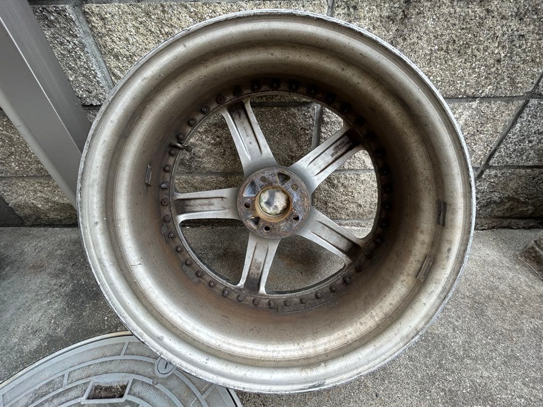 トラフィックスターRTS4本 20インチ 8.5J/9.5J タイヤ1本付バリ溝