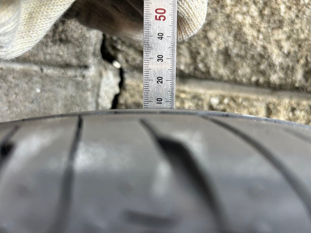 トラフィックスターRTS4本 20インチ 8.5J/9.5J タイヤ1本付バリ溝