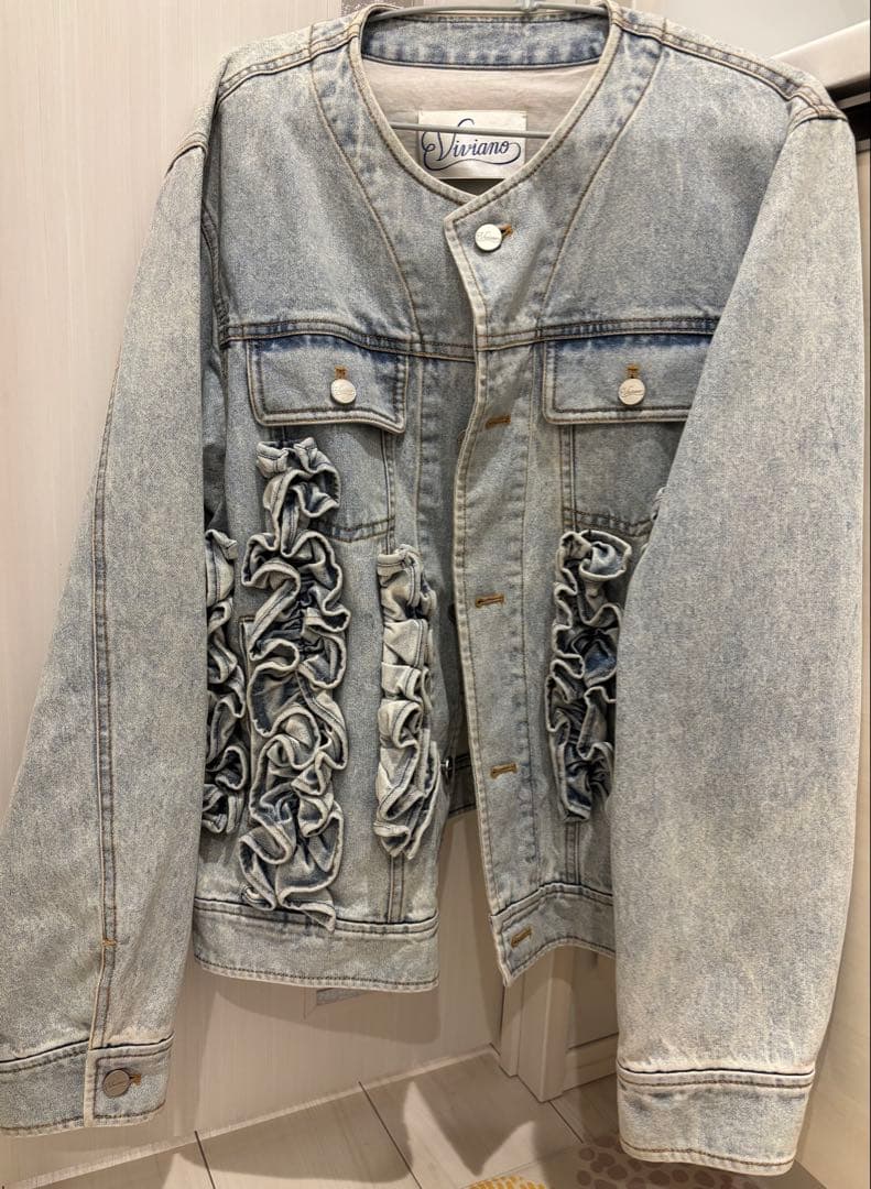 ジャケット・アウター Viviano Ruffle Denim Jacket