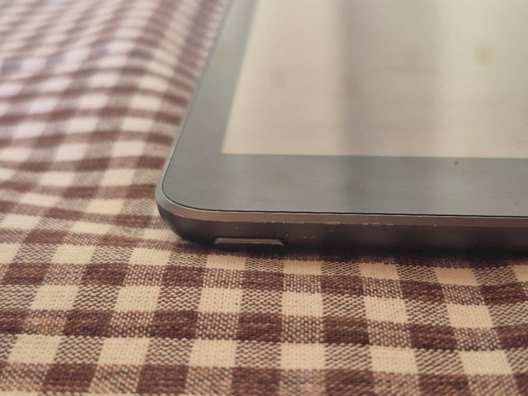 Apple iPad第7世代 10.2インチ 【容量32GB】