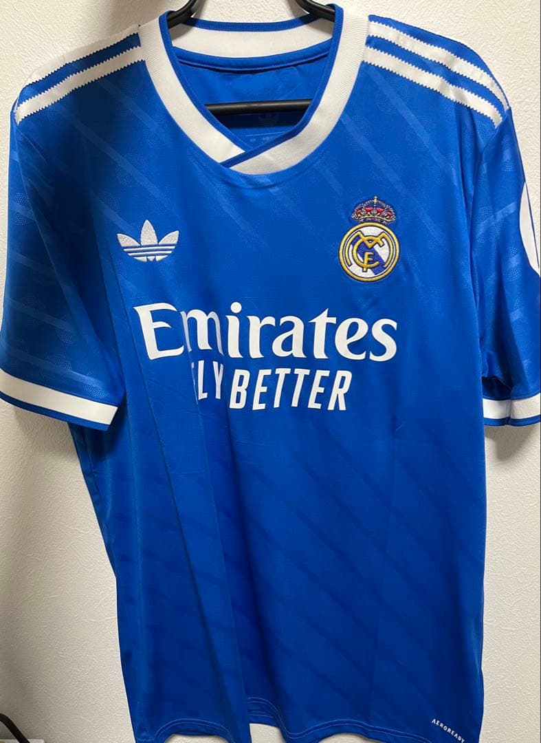 （正規品・最終値下げ)レアル・マドリード×サードユニフォーム ファン　ムバッペ