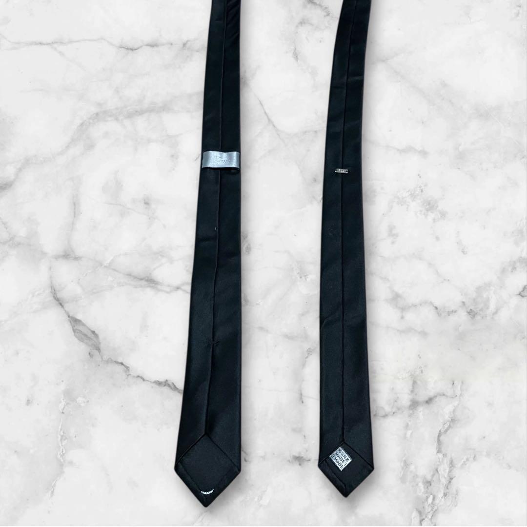 Dior ディオールオム　ネクタイ　bee　ソリッド　ナロータイ