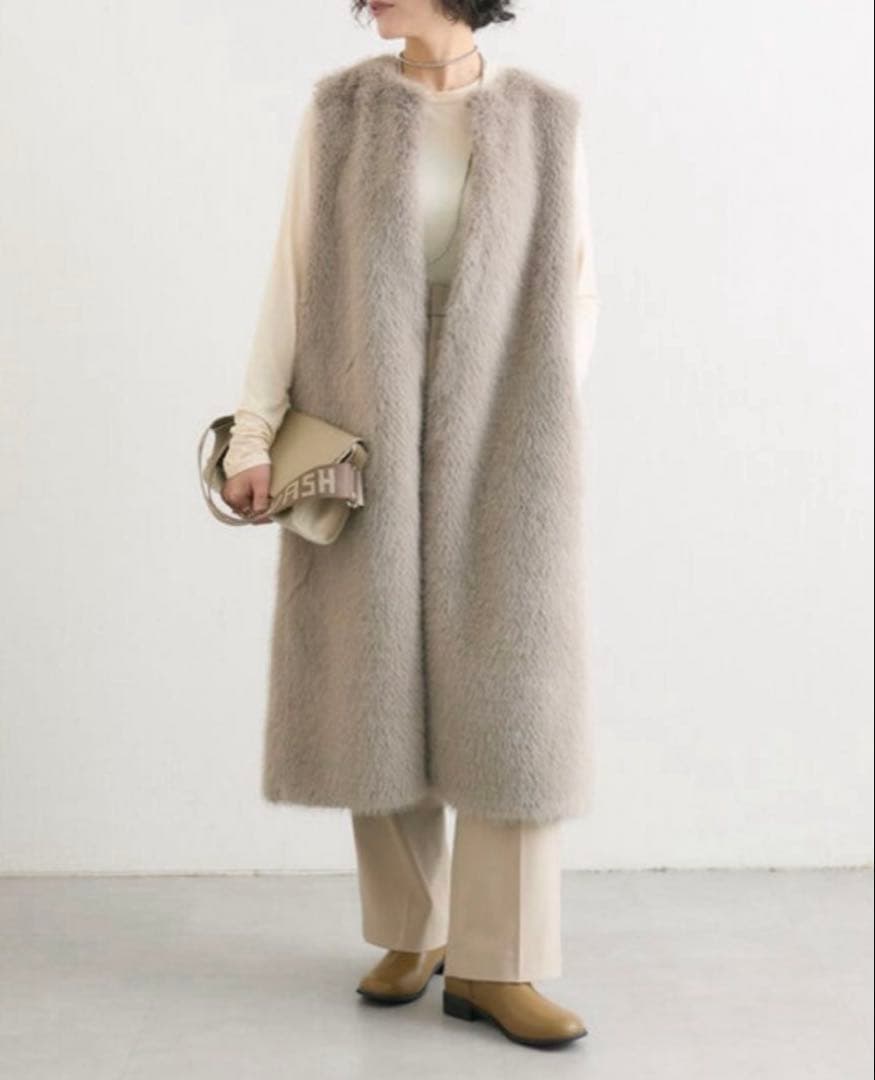 24AW イアパピヨネ スミスタイル フェイクフォックスロングベスト　ジレ