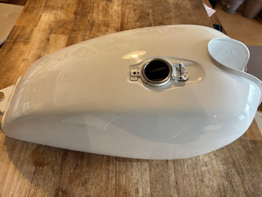 ヤマハ SR400 純正 初期型 タンク　コック付き