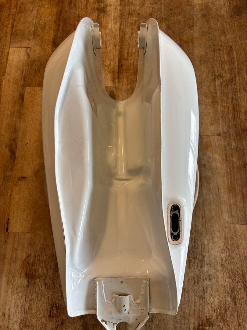 ヤマハ SR400 純正 初期型 タンク　コック付き