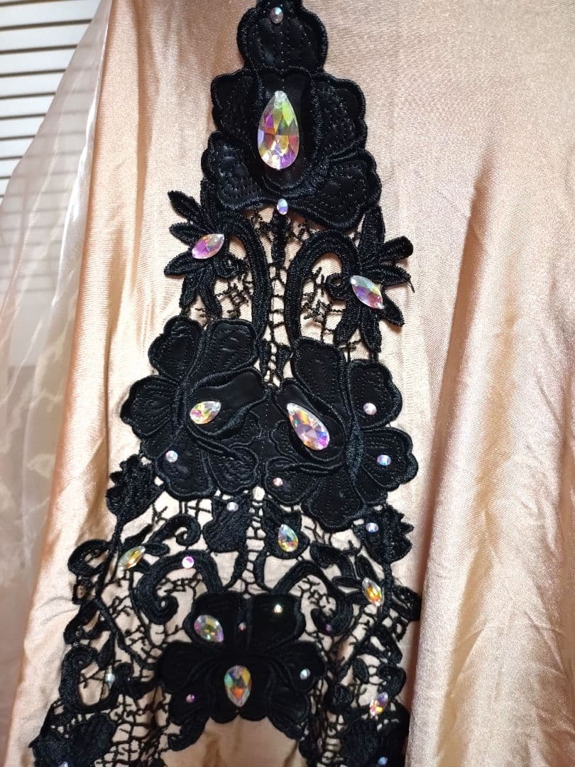 ベリーダンス衣装 ベージュ ブラック アーム付