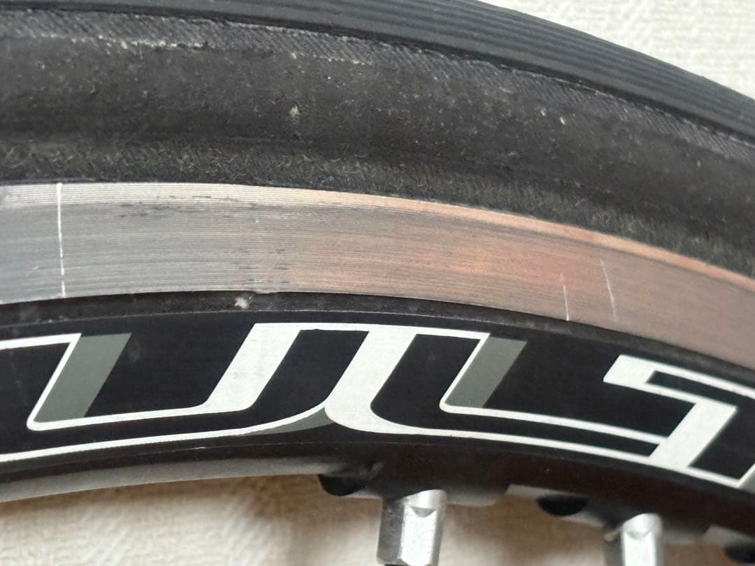 かなり美品 カンパニョーロ シャマルウルトラ 17Cホイールグラフェン2.0付