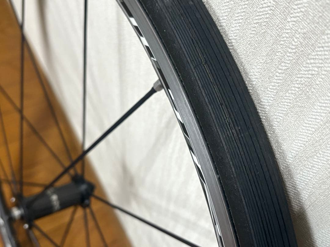 かなり美品 カンパニョーロ シャマルウルトラ 17Cホイールグラフェン2.0付