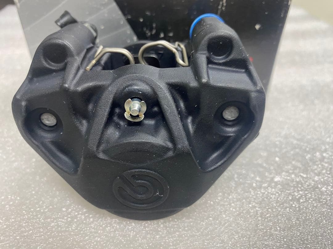 Brembo ブレーキキャリパー 新カニ34ブラック