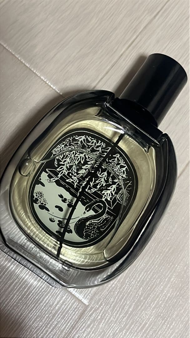 diptyque L'OMBRE DANS L'EAU 香水